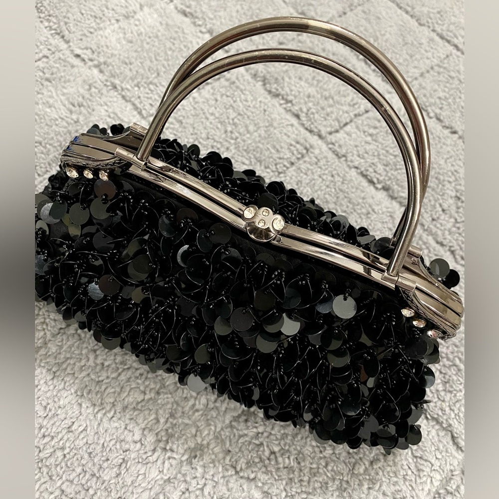 Beautiful black clutch